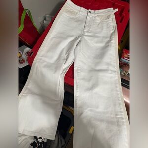VENUS White Women Jeans